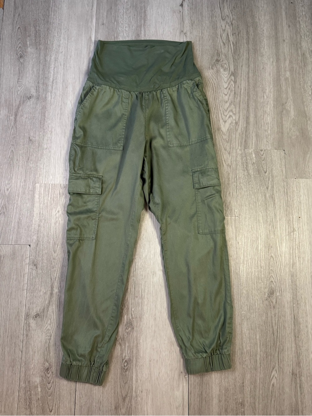 Isabel Ingrid Isabel Over Belly Olive Green Cargo Jogger Maternity Pants XS